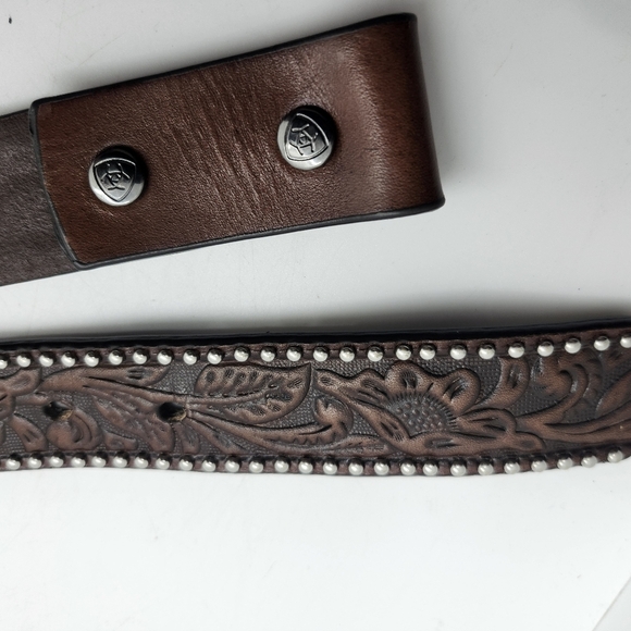 Ariat Dark Leather Tooled Studded Details Belt No Buckel NWOT Sz 28 - Picture 5 of 6